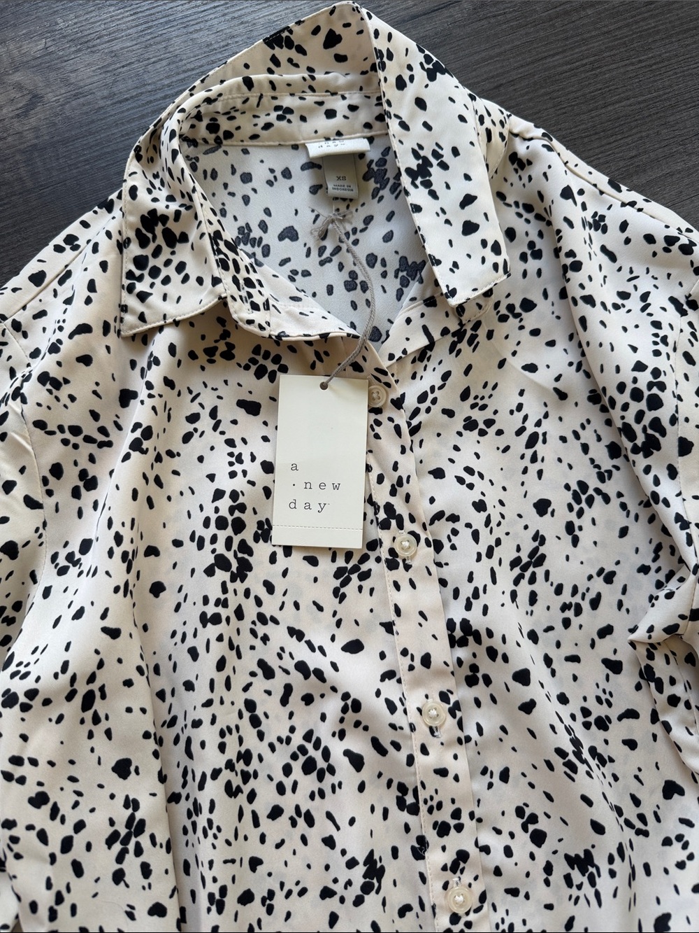 a new day Cream and Black Spot Print Men's Button-Down Shirt